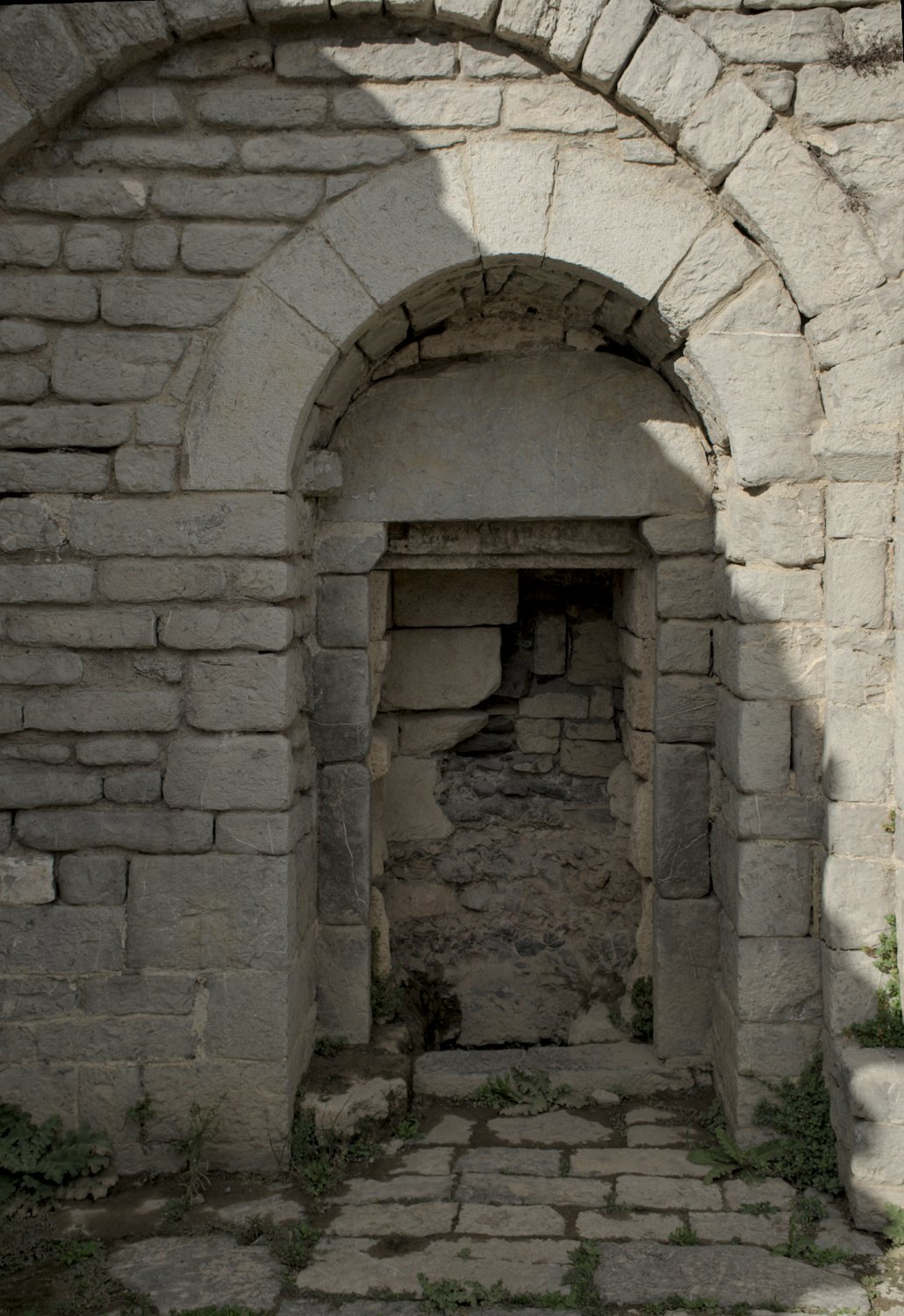 Vestiges de la chapelle romane